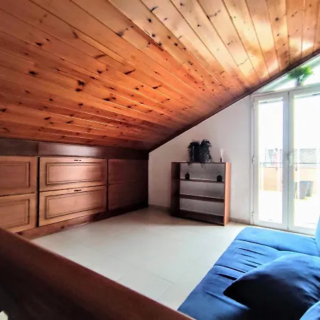 Attic Views At Veranda Kallithea Family House דירה *